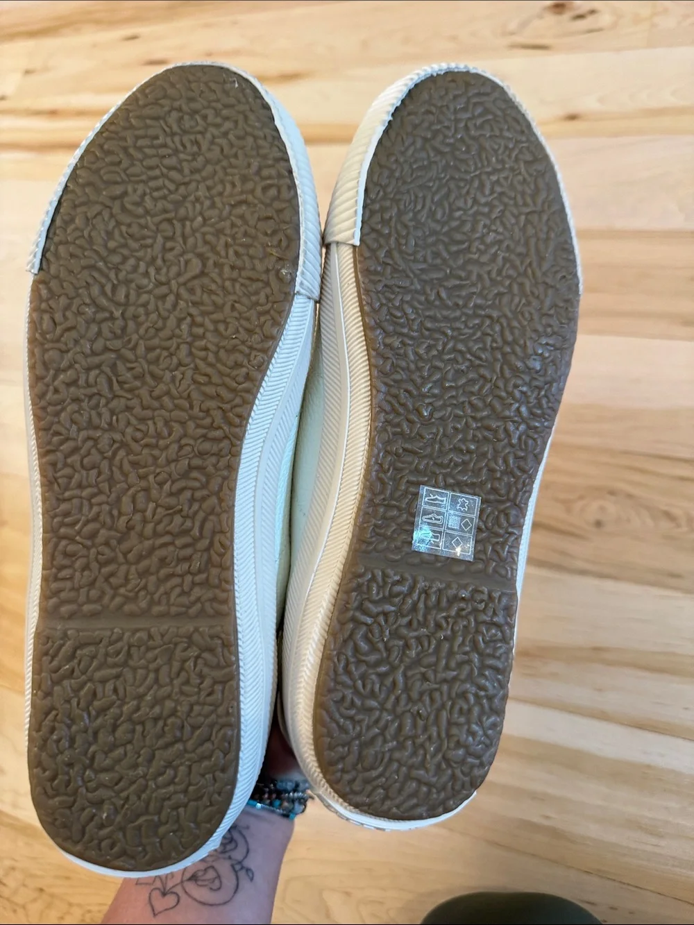Bimba Y Lola scallop detail Sneakers Shows-New-Size 36